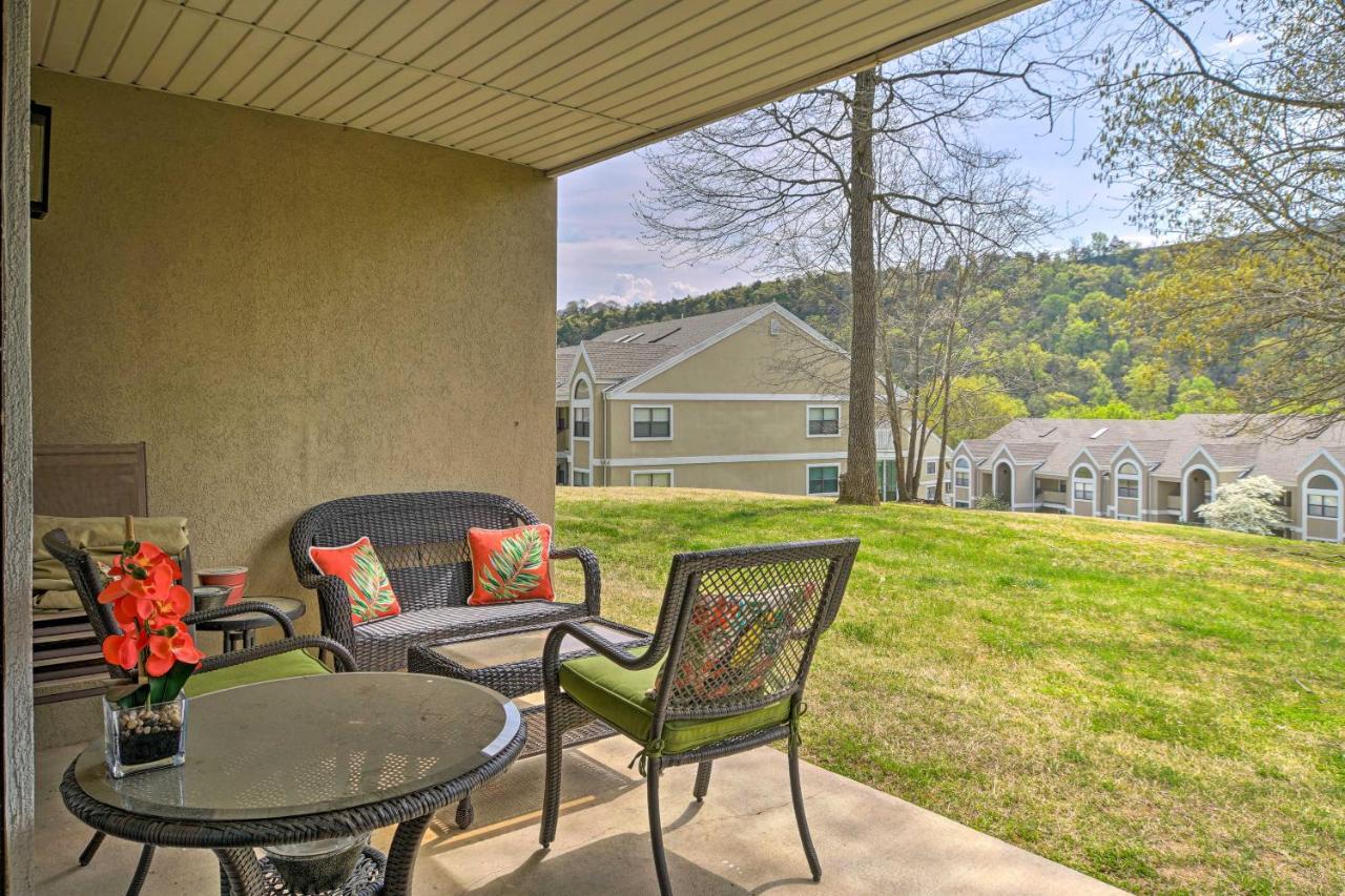Lavish Branson Escape With Resort And Lake Access Exteriör bild