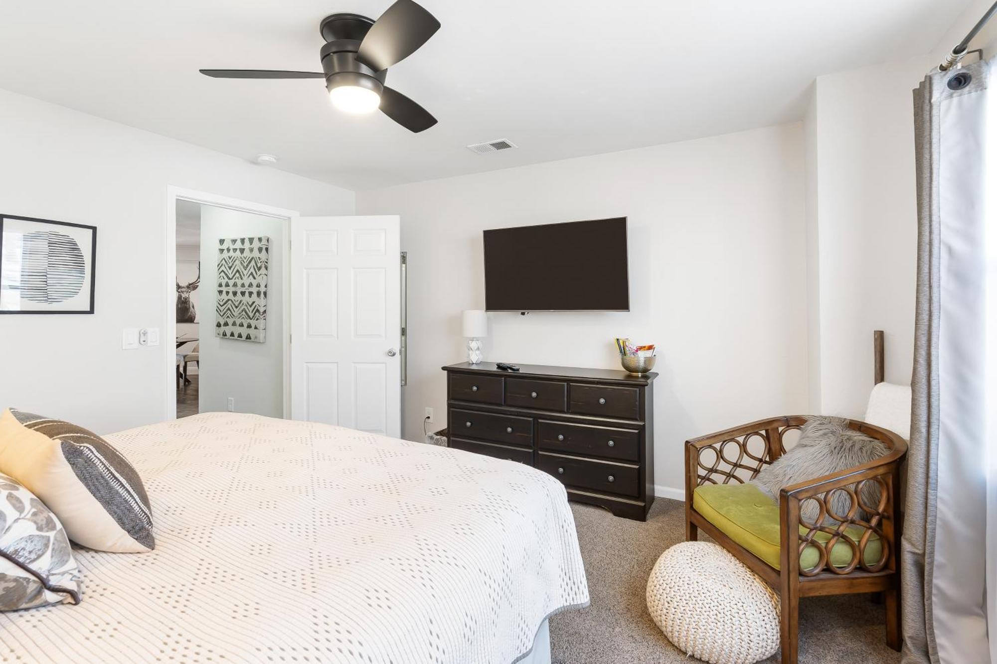 Lavish Branson Escape With Resort And Lake Access Exteriör bild